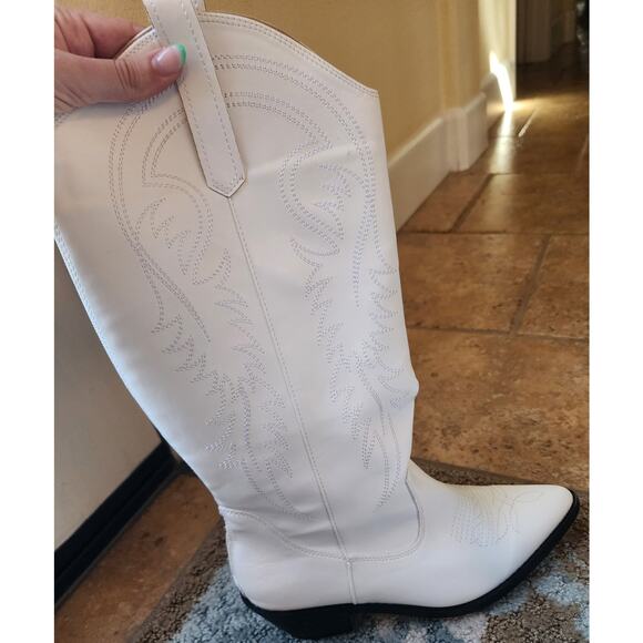 Cowgirl boots in white - Picture 3 of 8